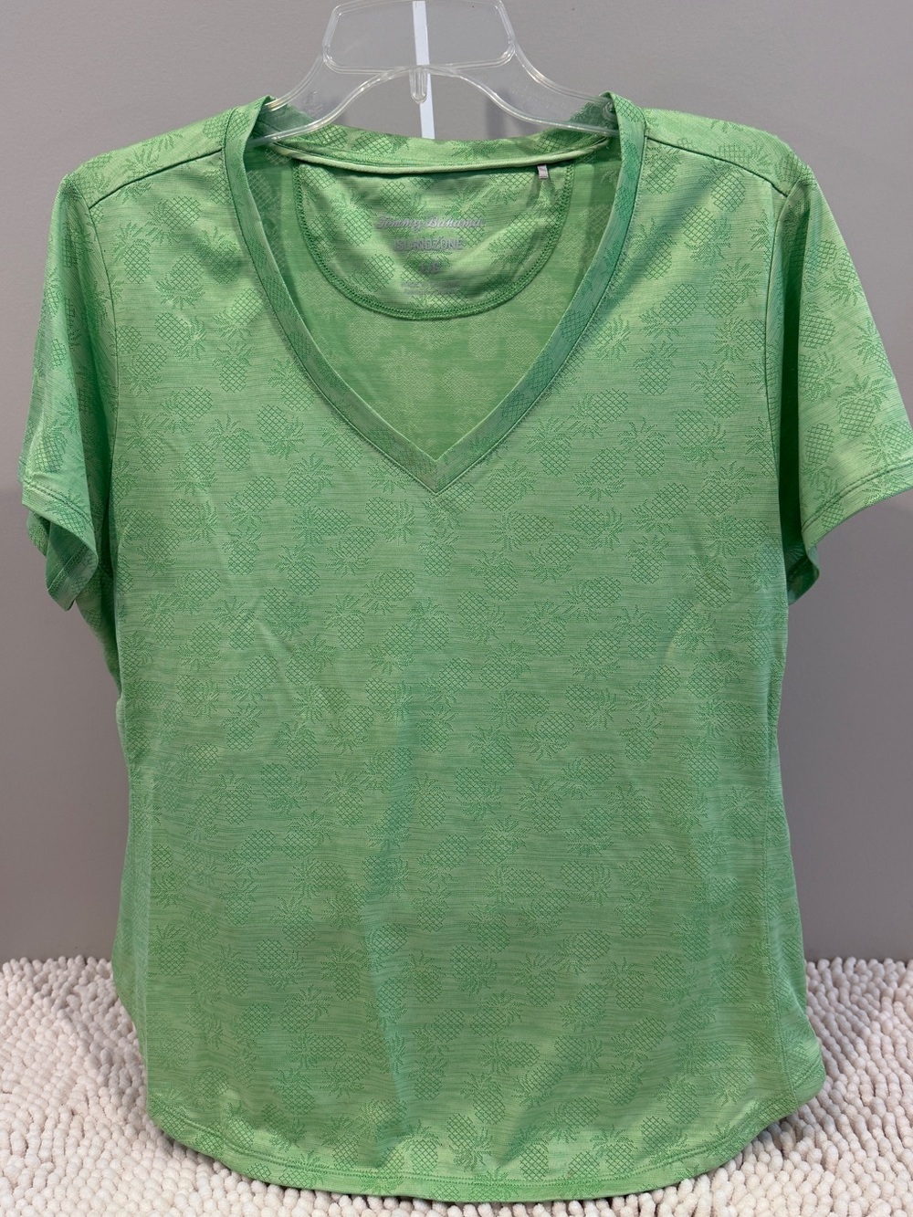 Tommy Bahama IslandZone Pineapple Performance Top $78 Retail